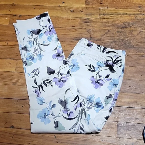 Calvin klein long pants 🌼🪻💐 floral color size 6 99 cotton 2% spandex - Picture 14 of 16